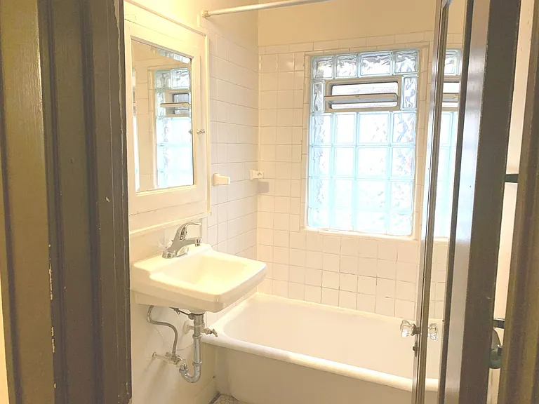 1315 Cass — Photo 39