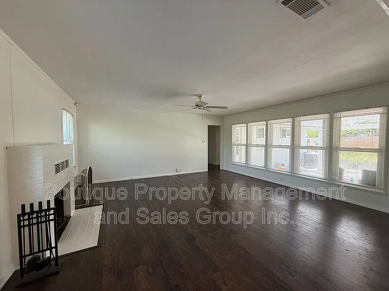 1815 N Westwood Ave #A — Photo 48