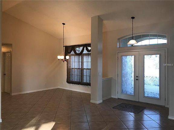 2nd image of 3224 Parkwood Ct