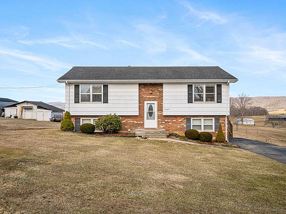 2nd image of 5689 Jill Dr