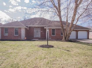 3710 W Randall Rd, Springfield, MO 65810