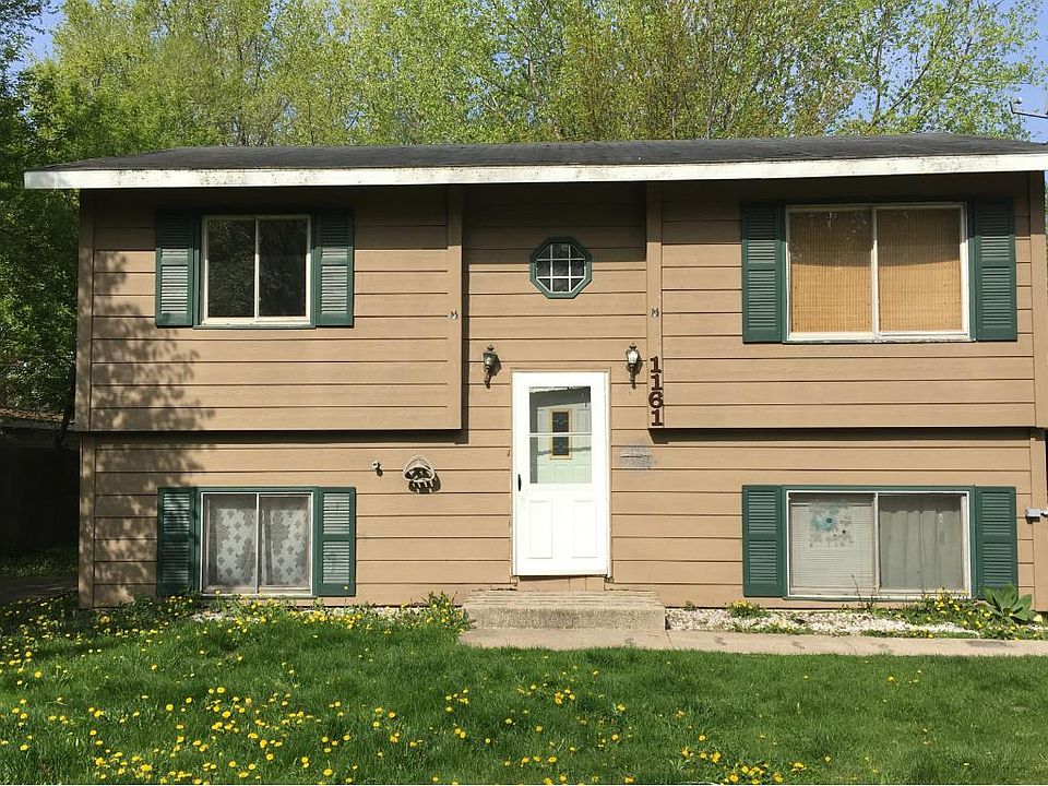 1st image of 1161 2nd St