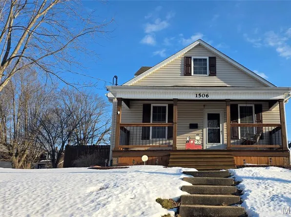 1506 Oak St, Chester, IL 62233