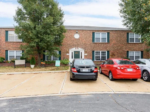 9421 Green Park Gardens Dr APT C, Saint Louis, MO 63123