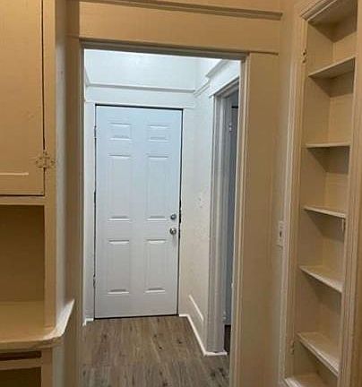 3rd image of 436 E Oak St APT E