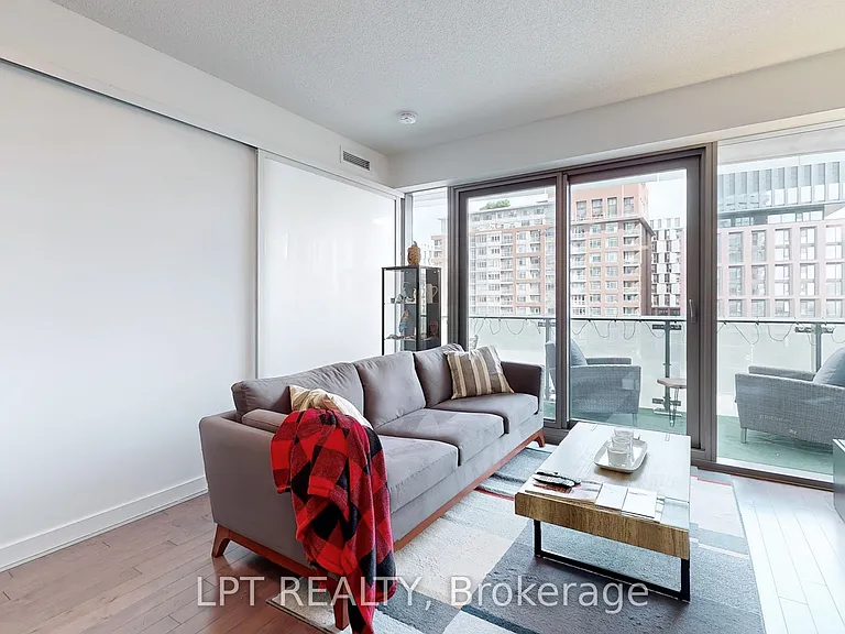 390 Cherry St #503 — Photo 7