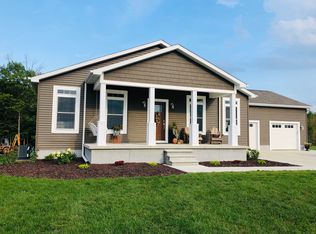 7846 McTaggart Rd, North Branch, MI 48461