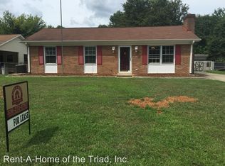 2624 Hillway Dr, Greensboro, NC 27407