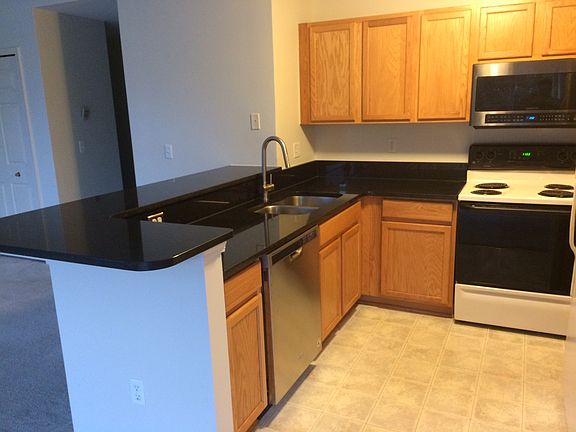 3rd image of 7210 Farmingdale Ln #1
