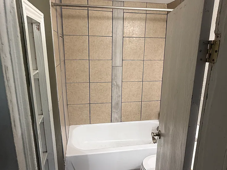 1200 N Ethyl Ave — Photo 4