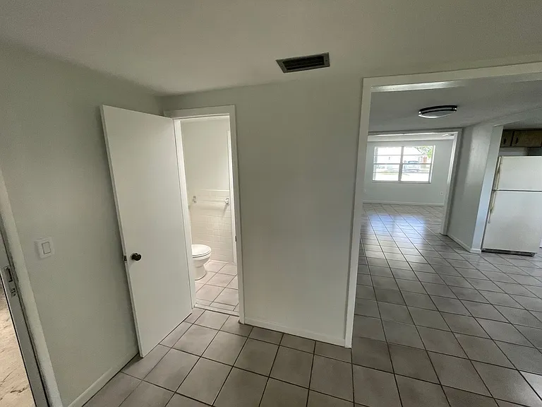 7552 Cumber Dr — Photo 15