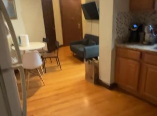 223 Park Dr APT 21, Boston, MA 02215