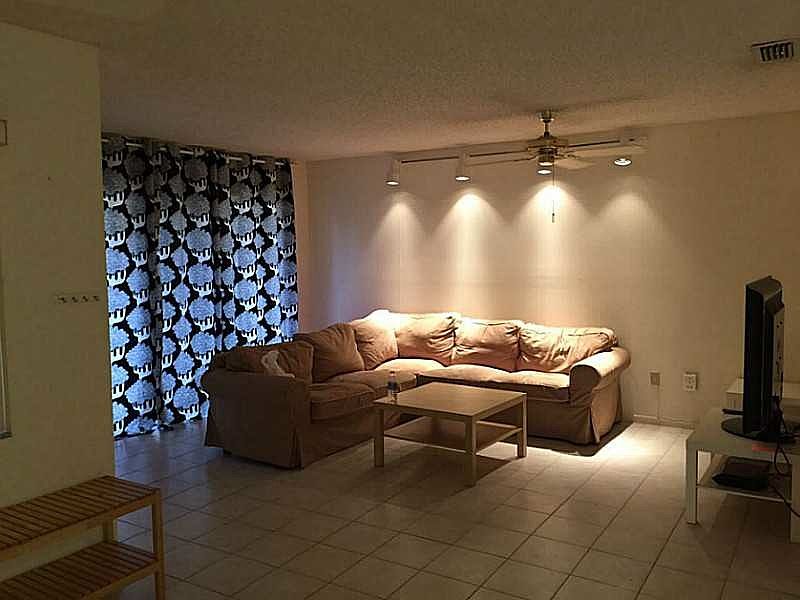 1st image of 20907 Leeward Ct #2525