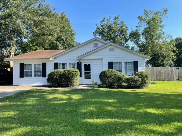 772 Highway 42, Petal, MS 39465