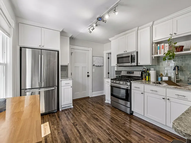 4804 Vincent Ave S — Photo 4