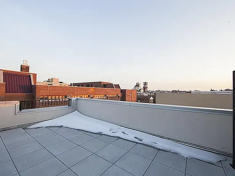1295 Greene Ave #3B — Photo 9