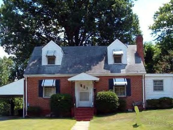 2nd image of 817 Keel St
