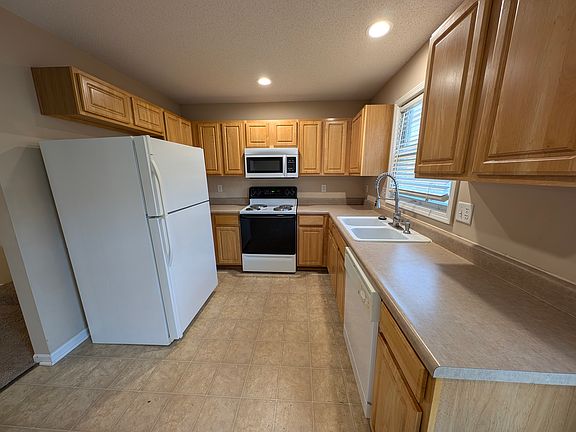 2nd image of 13107 Washington Ct