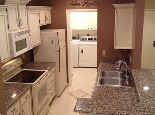 34 Rio Grande Cir APT 5, Florence, KY 41042