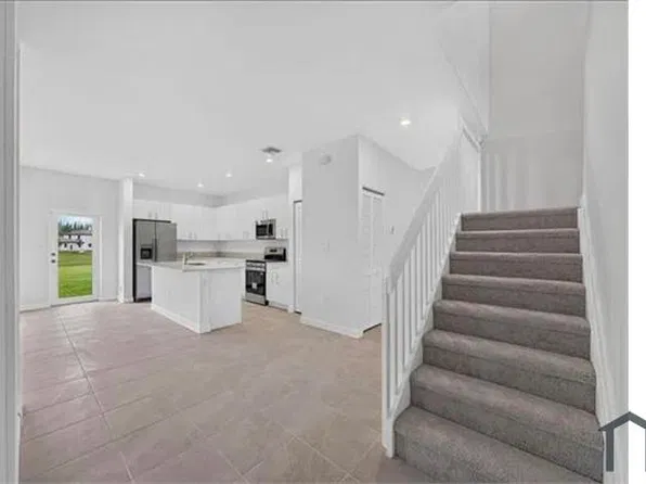 2444 SE 29th Dr, Homestead, FL 33035