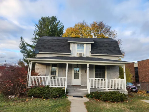 107 E Wheaton Ave, Clare, MI 48617