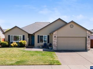 1974 Black Bear Ave SW, Albany, OR 97321