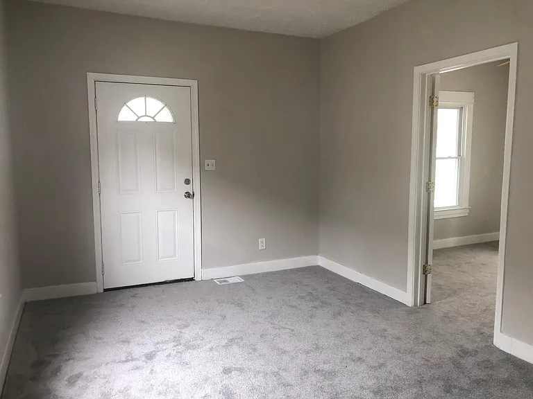 708 Inverness Ave — Photo 4