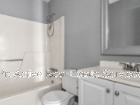 3rd image of 1415 E Ocean View Ave APT P