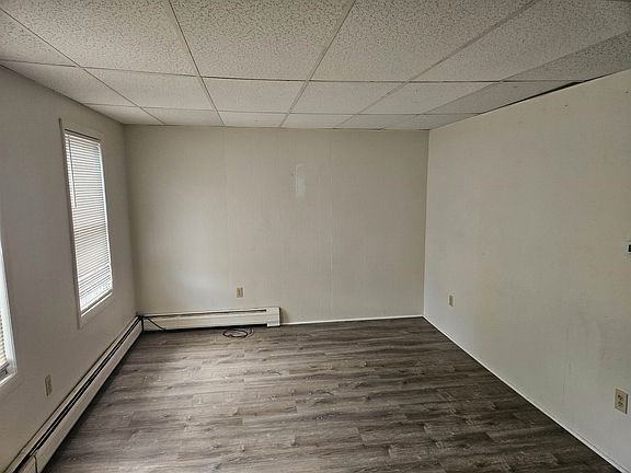 3rd image of 12 New York St APT 1