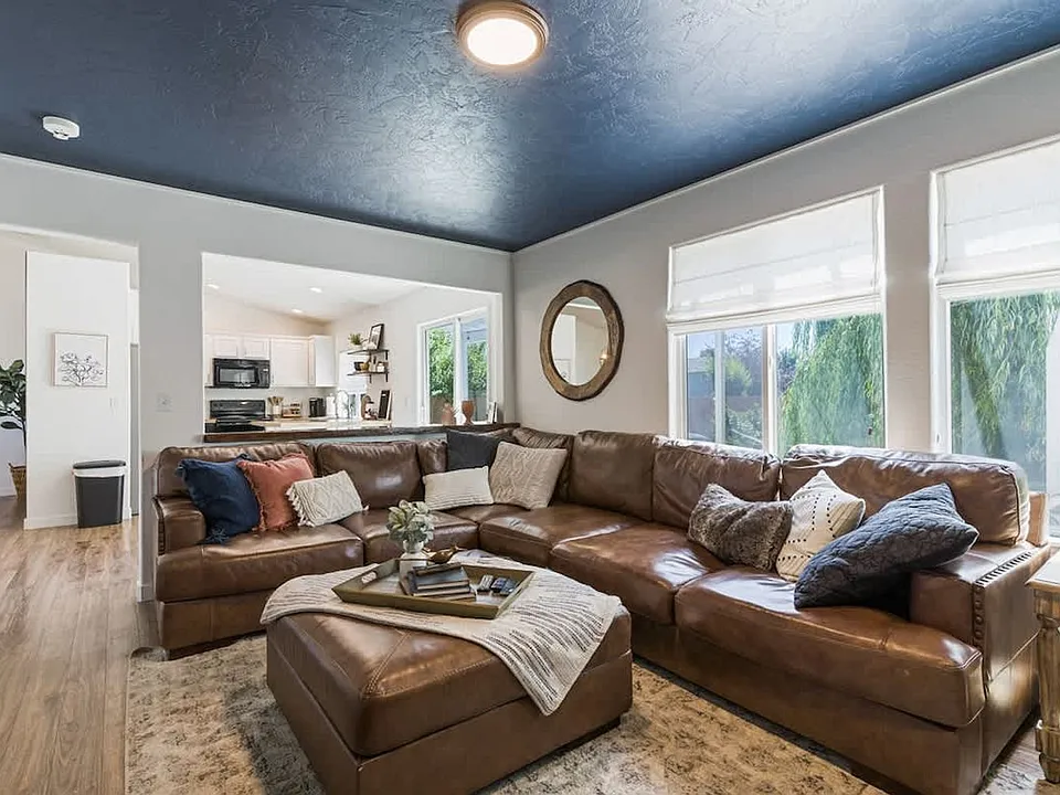 19701 Cumberland Way #ID1460909P