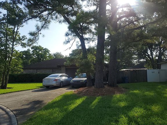 4th image of 391 Scarlet Bugler Ln N