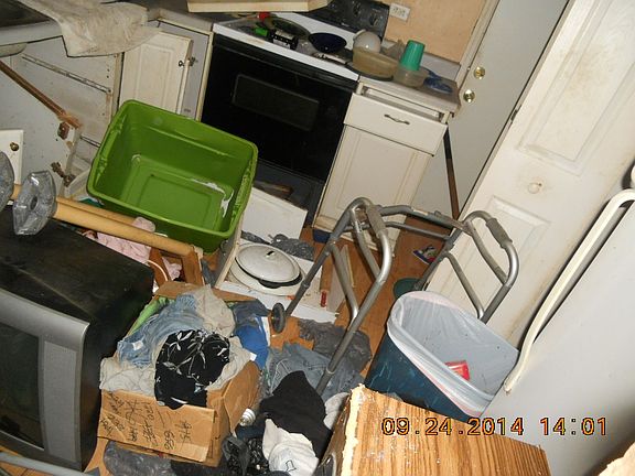 4th image of 1821 Pacific Ave