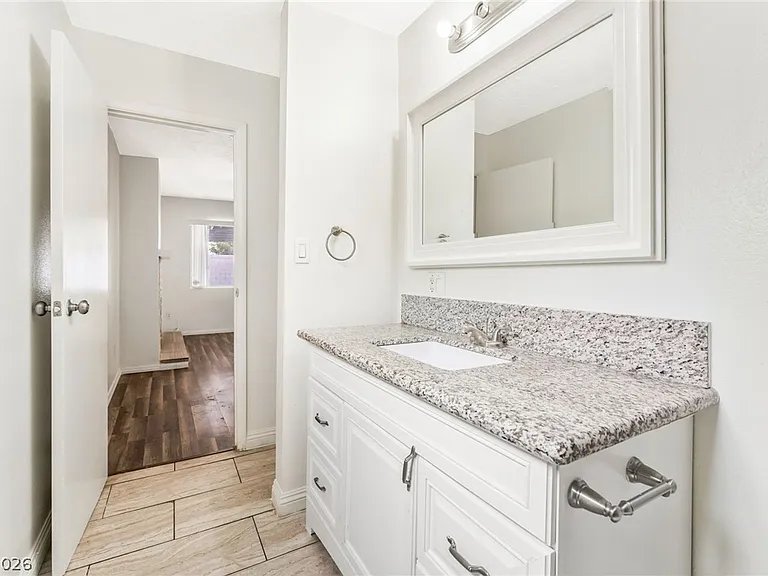 4960 Mohave Ave — Photo 23
