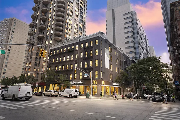 Rented by Vector New York, LLC | media 9