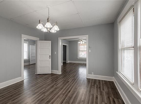 3rd image of 466 Wallace Ave