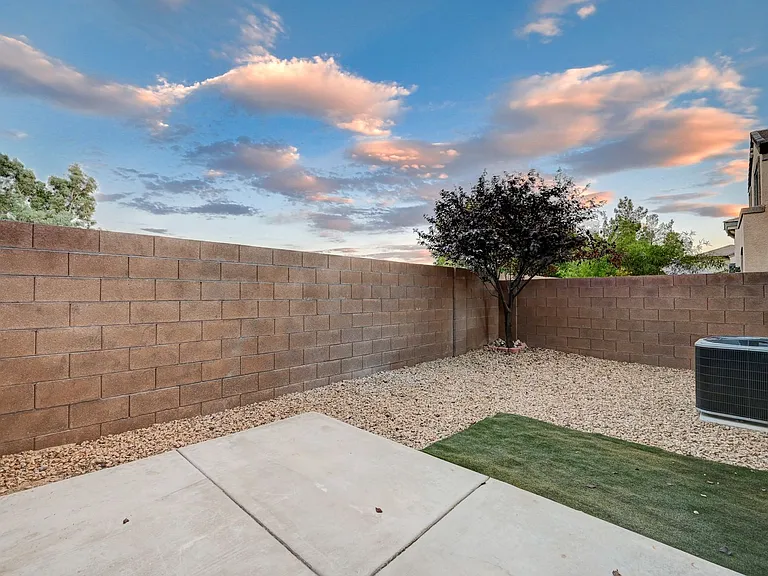 8224 Strawberry Spring St — Photo 35
