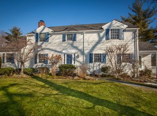 19 Rectory Ln, Scarsdale, NY 10583