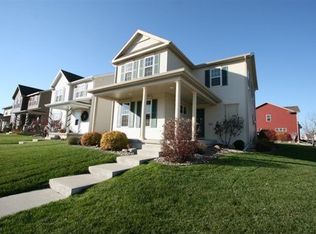 3802 Stonebridge Dr, Madison, WI 53719