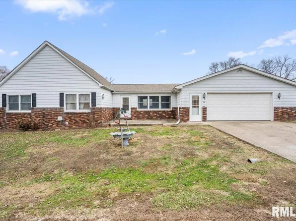 144 Moorshead St, Divernon, IL 62530