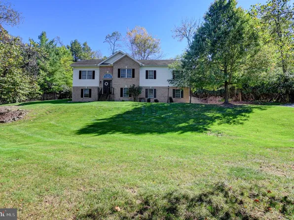 11070 Old Forge Rd, Waynesboro, PA 17268