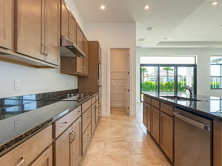 9155 SW Esule Way — Photo 27