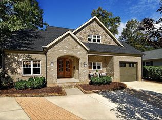 3812 Selwyn Ave, Charlotte, NC 28209