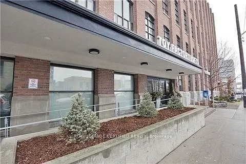 43 Hanna Ave #107 — Photo 3