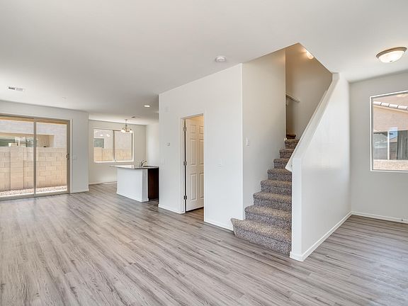2nd image of 5425 W Albeniz Pl
