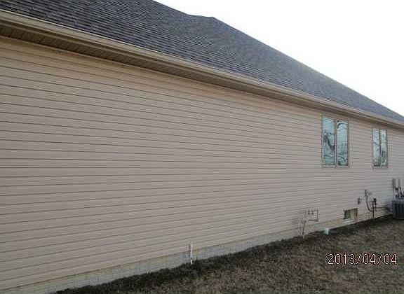 3rd image of 15853 Corner Brook Ct