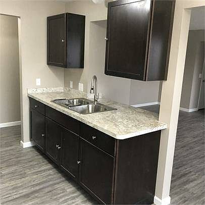 2nd image of 902 E Sturgis St APT 12