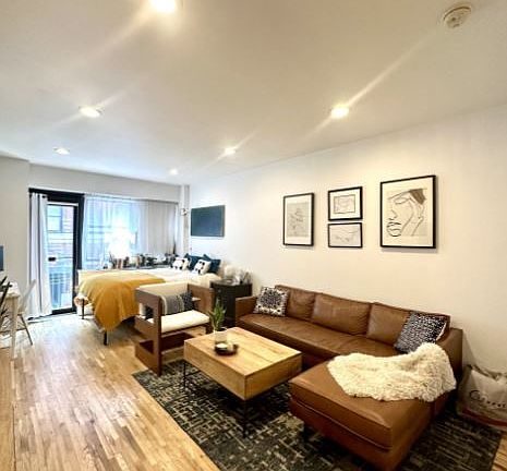 2nd image of 207 E 37th St APT 2C