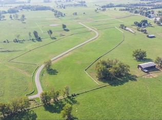 222 Ridgefield Dr, Nicholasville, KY 40356