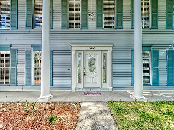 3rd image of 2401R Bucknell Dr