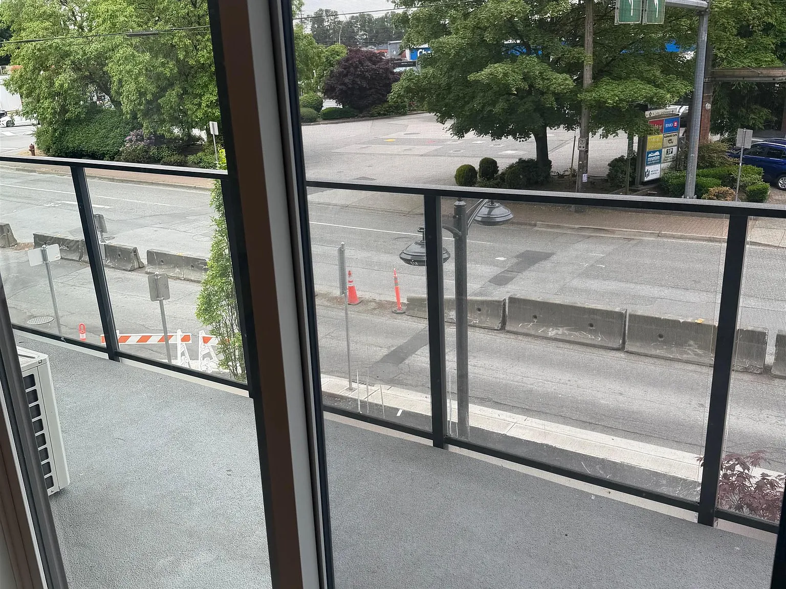 2 bed, 698 sqft, $4,100 — Photo 1